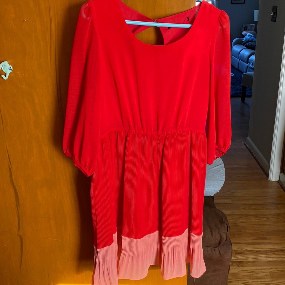 Color block  A line mini dress with elbow length sleeves